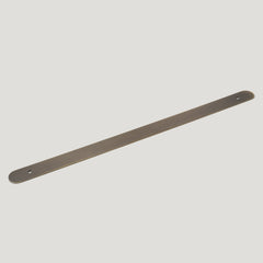 Plank Hardware Cabinetry COHEN 536mm Backplate - Antique Brass