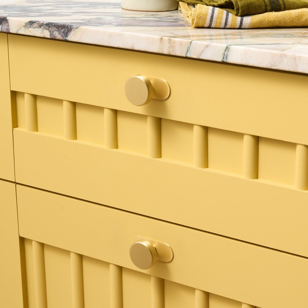 Plank Hardware Cabinetry HUDSON Shaker Knob - Brass