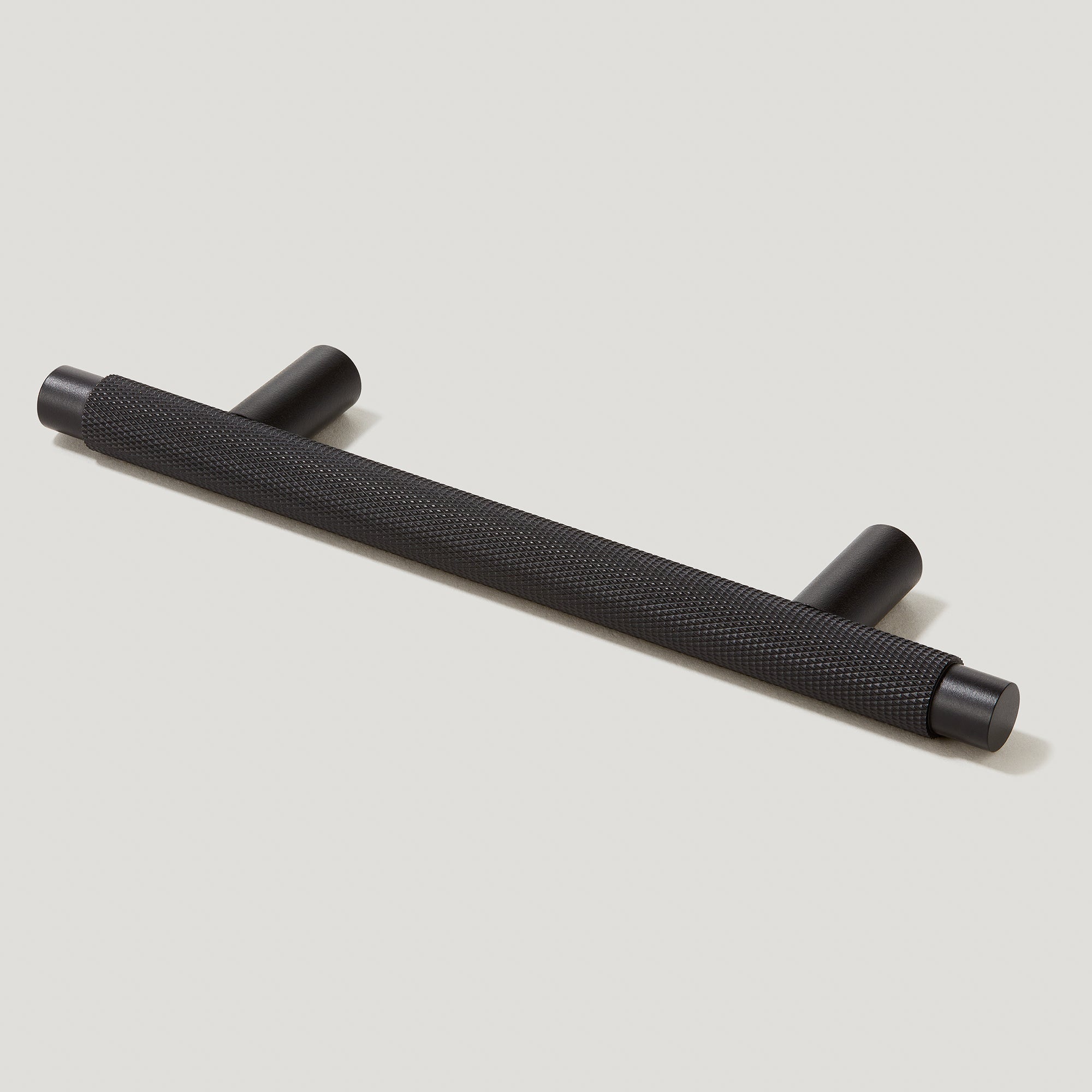 Plank Hardware Cabinetry KEPLER Knurled T Bar Handle - Black