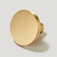 Plank Hardware Cabinetry LOVELL Circular Knob - Brass