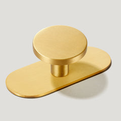 Plank Hardware Cabinetry Knob with Backplate LOVELL Circular Knob - Brass