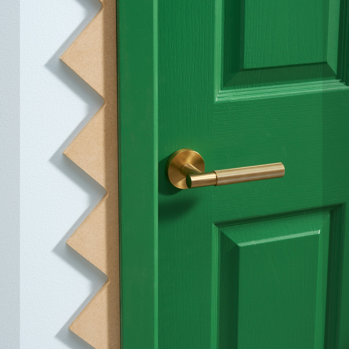 brass-finish-lever-handles-brass-finish-internal-door-handles-plank