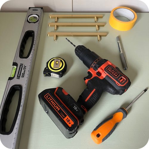 Accurately Measure And Fit Kitchen Cabinet Handles - Plank Hardware