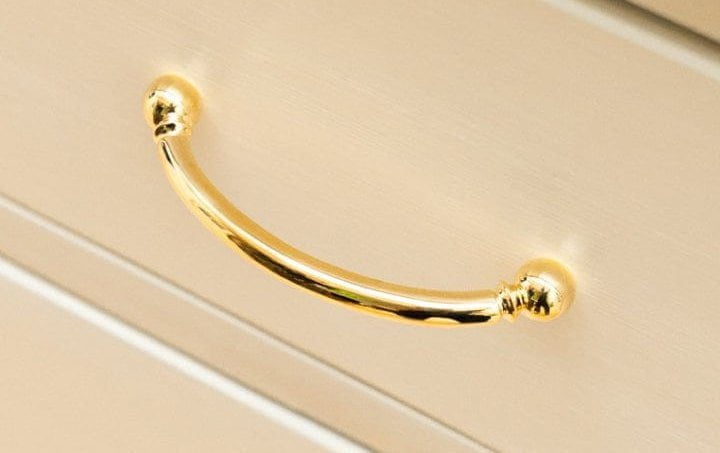 JAMES handle from the Good Bones cabinetry collection