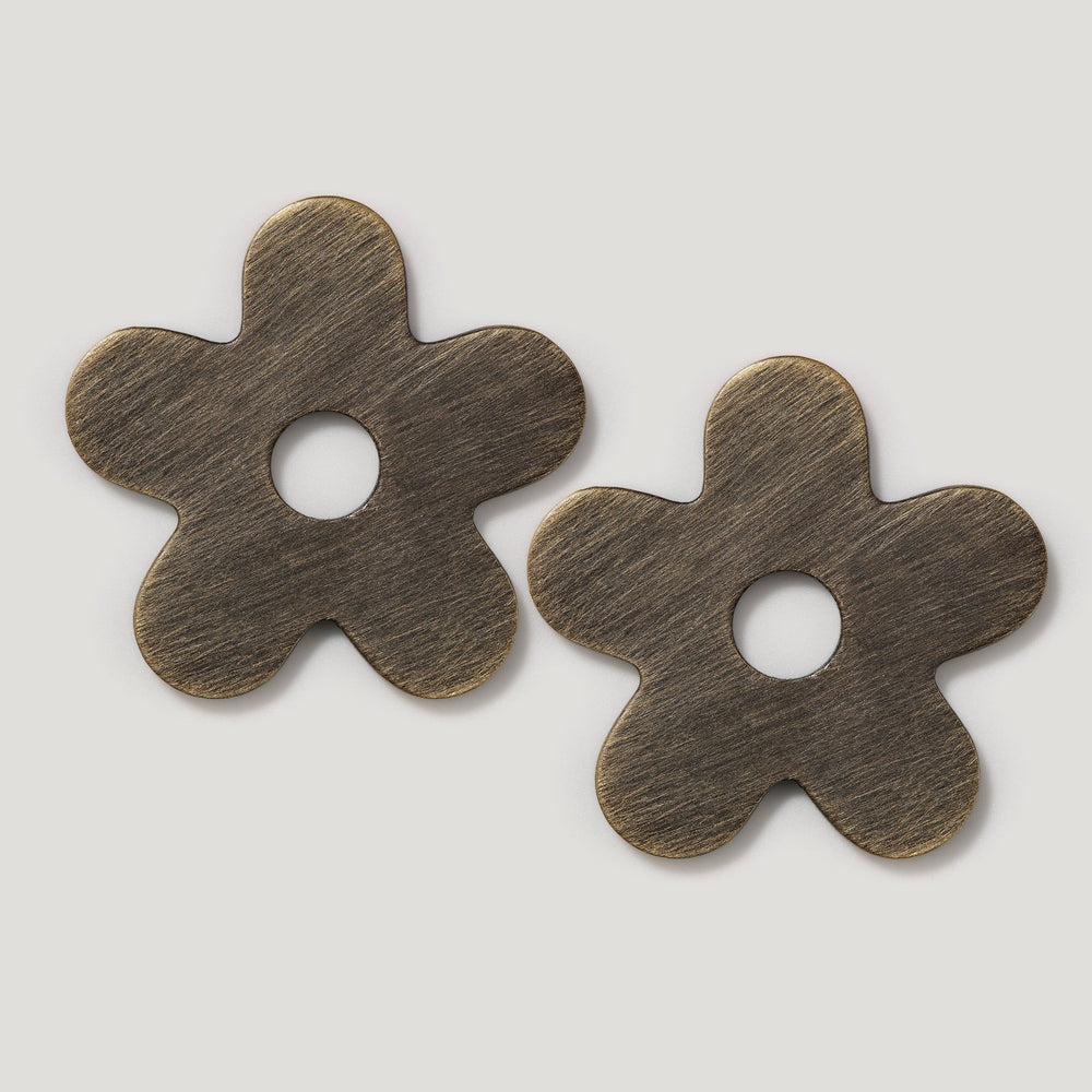 ADA Pair of Small Flower Handle Backplates - Antique Brass