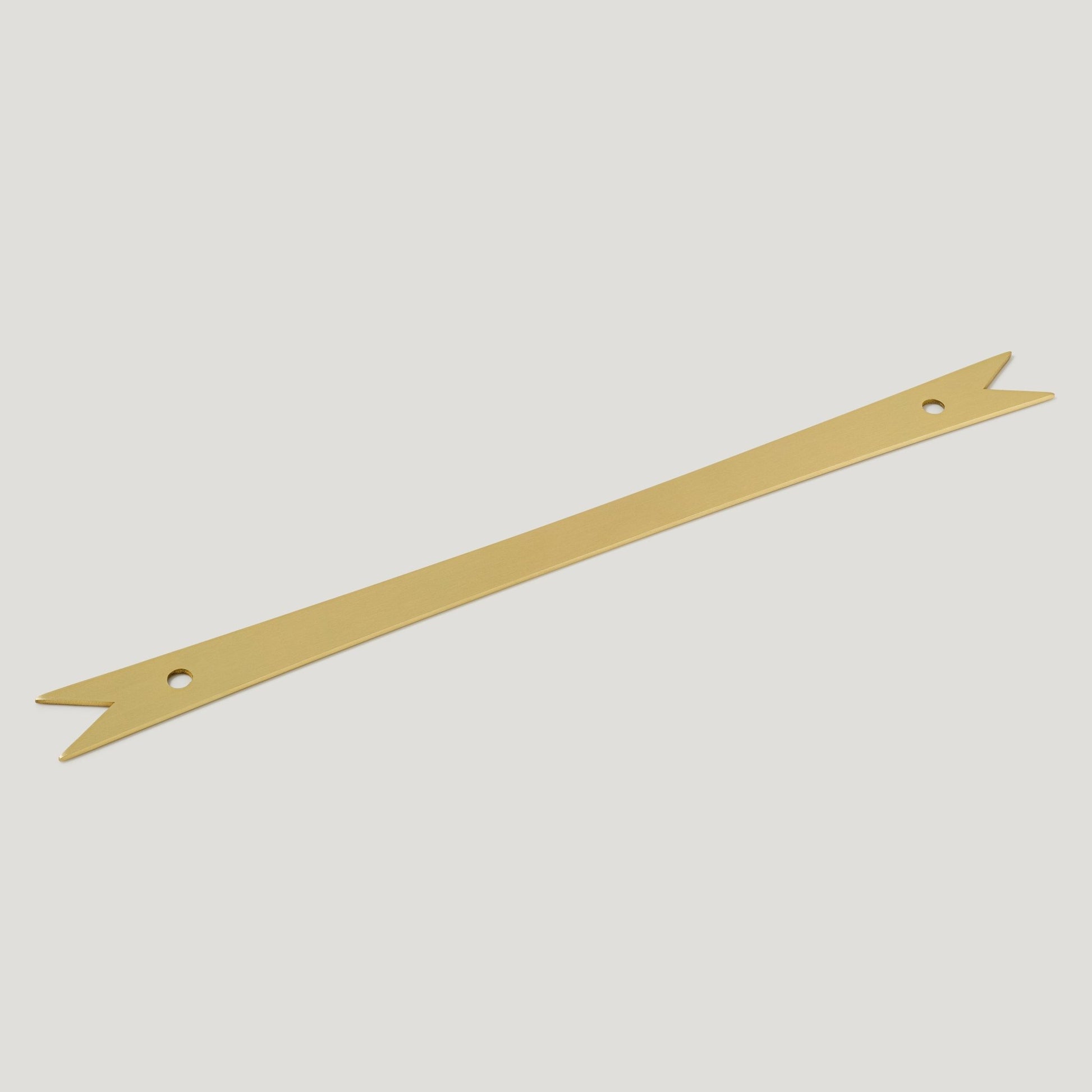 ELIZA Handle with Ribbon Backplate - Brass - Plank Hardware