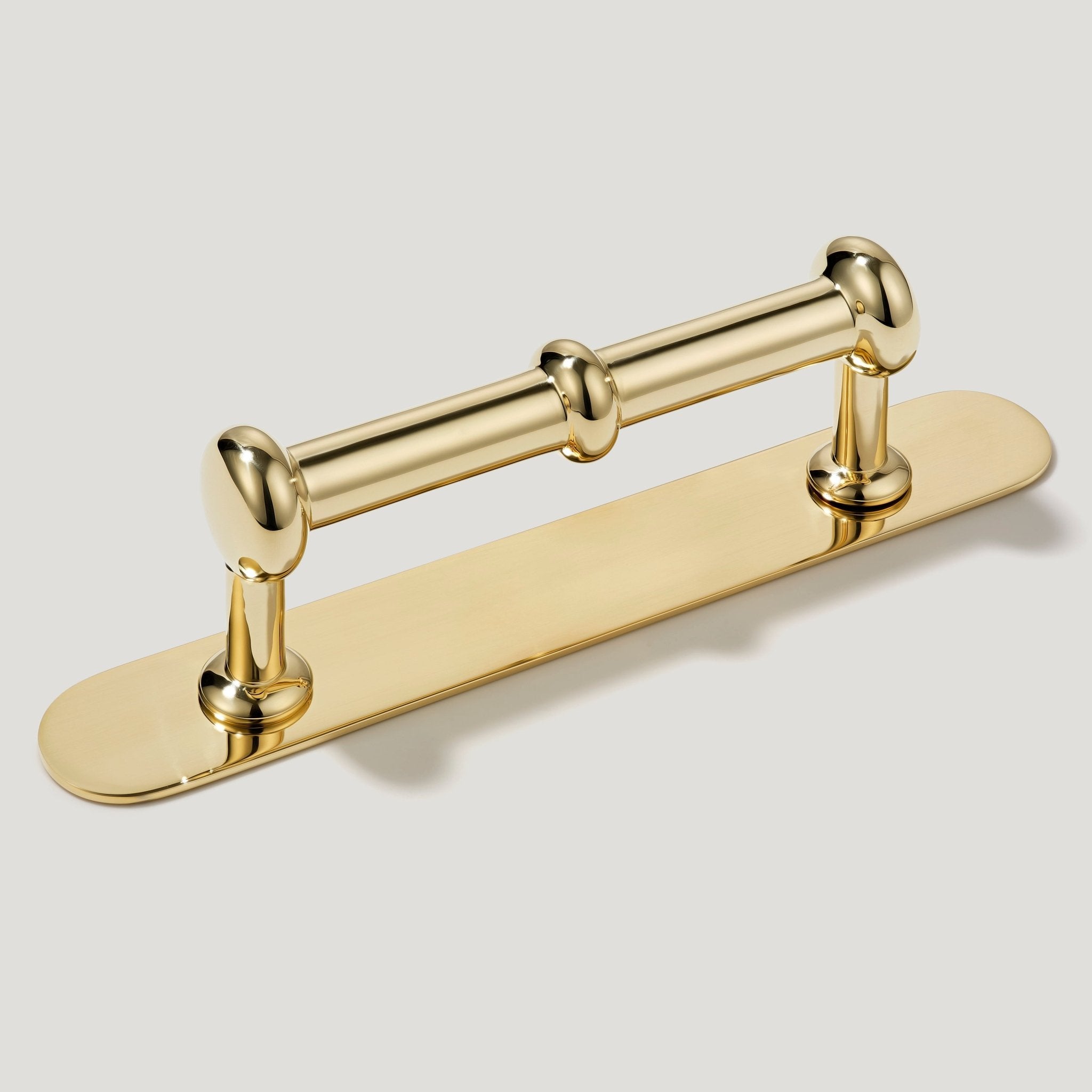 PEYTON Traditional D Bar Handle - Unlacquered Brass - Plank Hardware