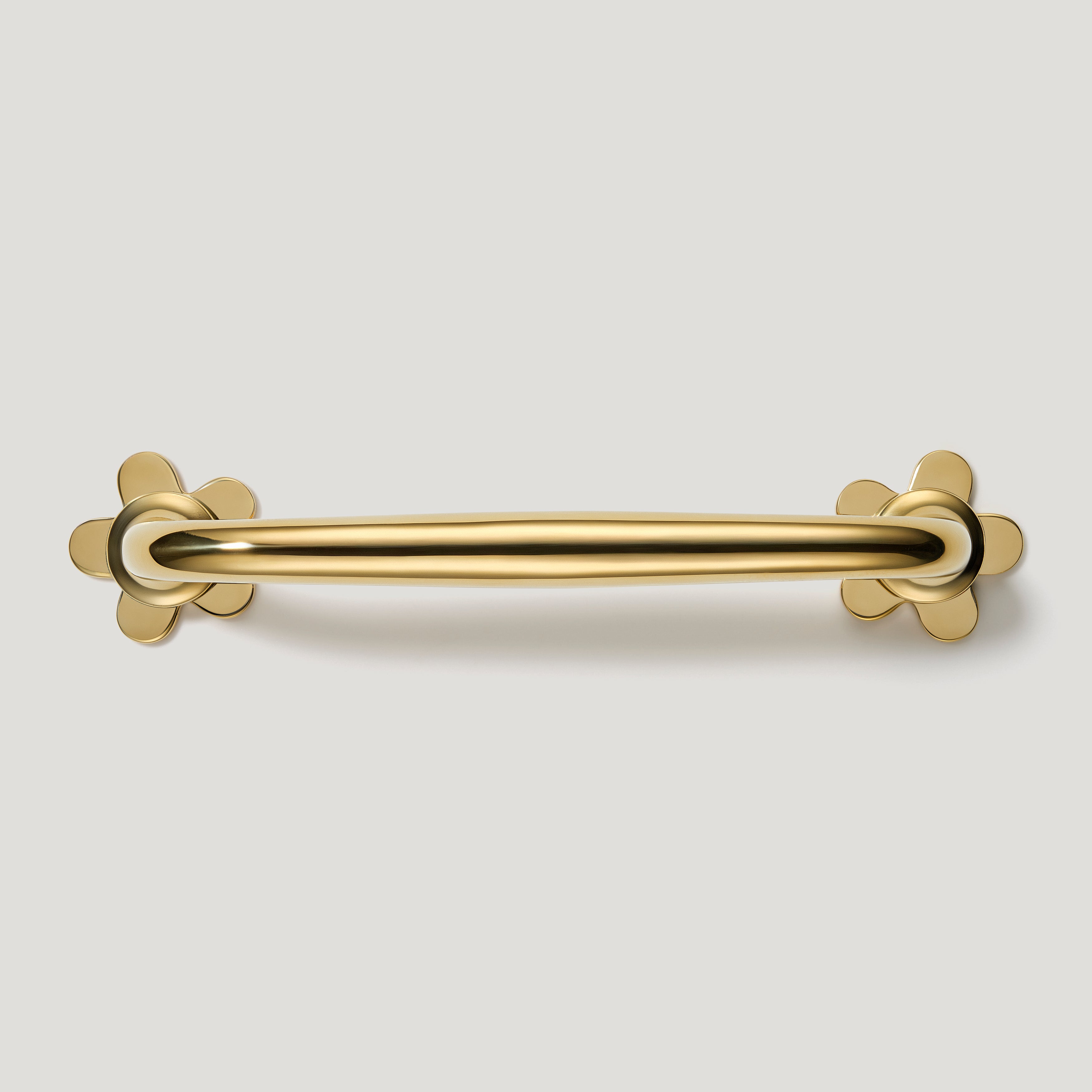 Plank Hardware Cabinetry ADA Shaker Handle with Flower Backplate - Unlacquered Brass