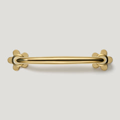 Plank Hardware Cabinetry ADA Shaker Handle with Flower Backplate - Unlacquered Brass