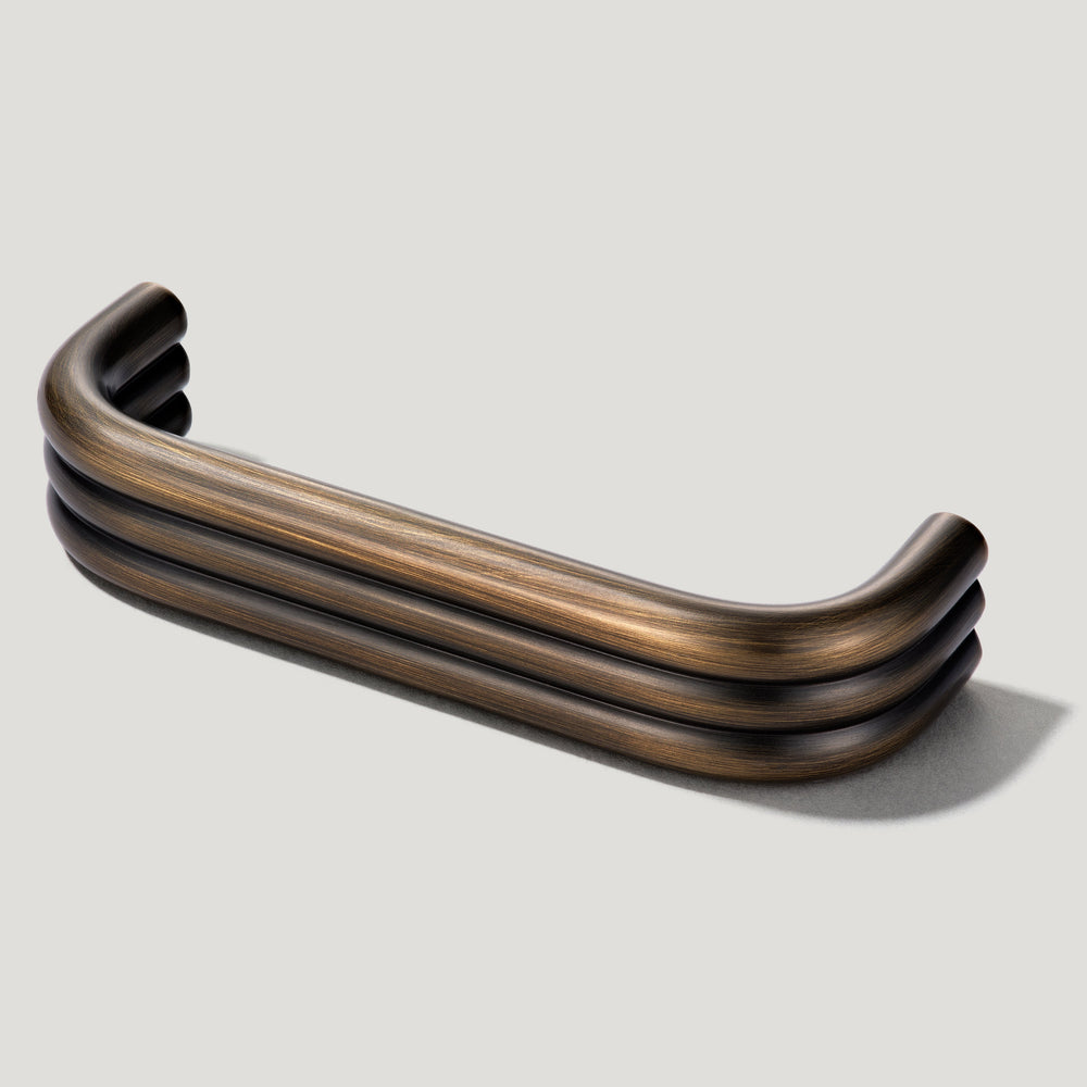 ALVA D Bar Handle -  Antique Brass