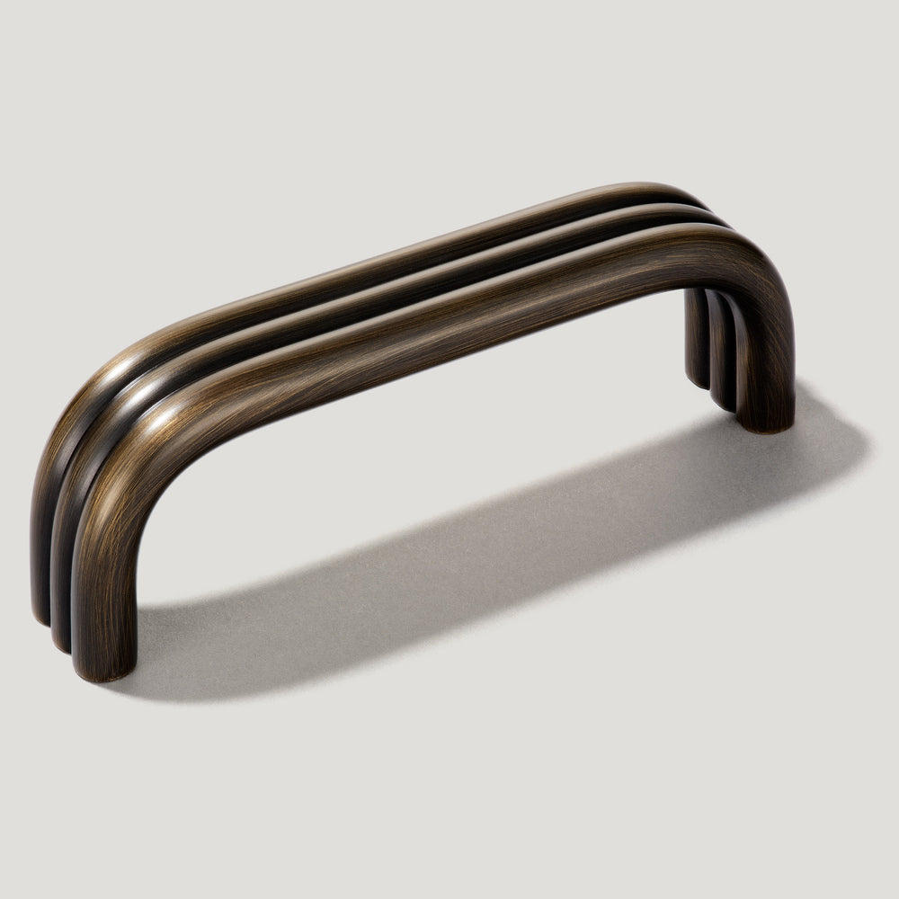 ALVA D Bar Handle -  Antique Brass