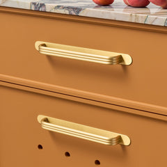 Plank Hardware Cabinetry ALVA D Bar Handle - Brass
