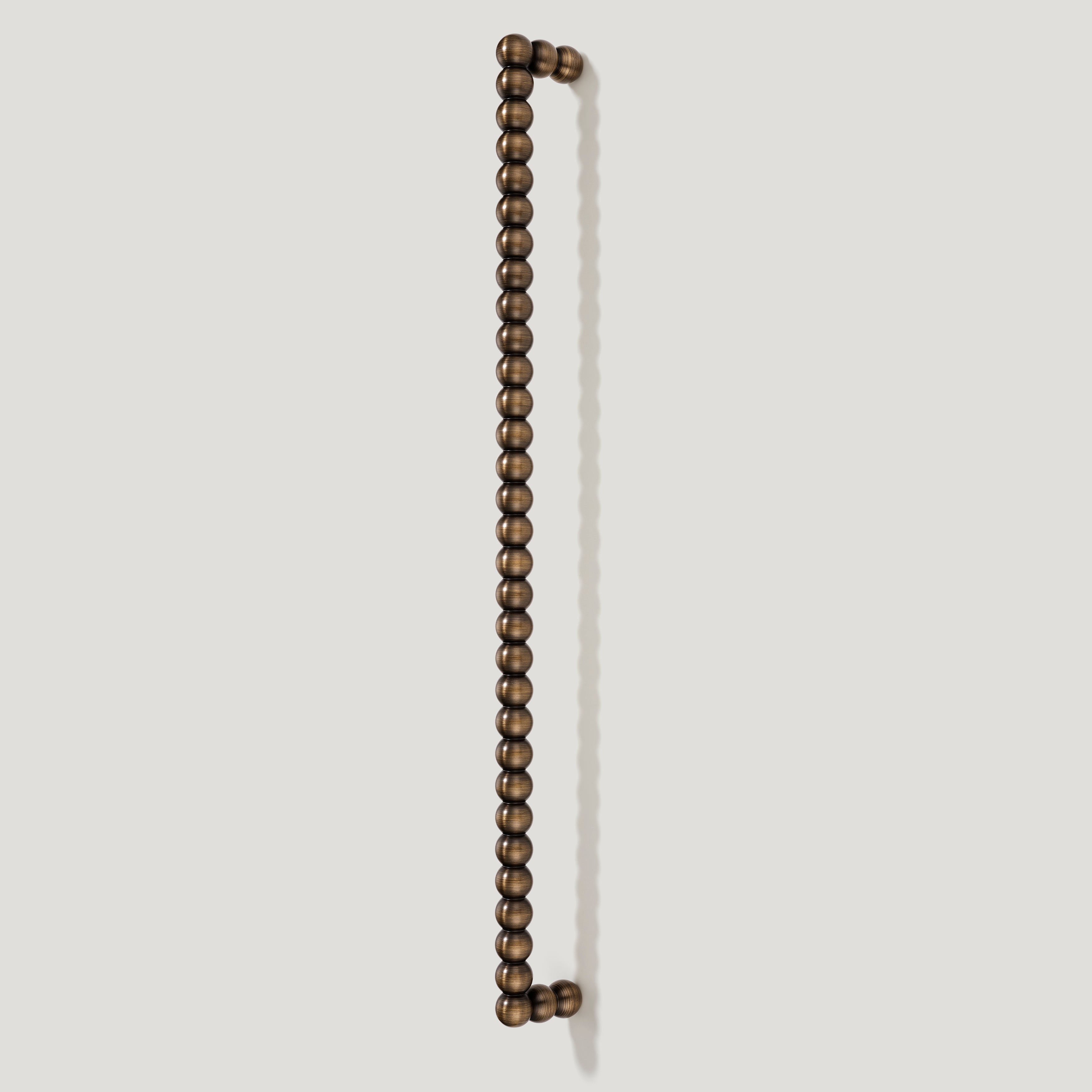 Plank Hardware Cabinetry BOBBIN 476mm Heavyweight Handle - Antique Brass