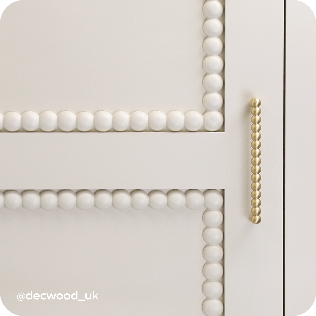 Plank Hardware Cabinetry BOBBIN D-Bar Handle - Brass