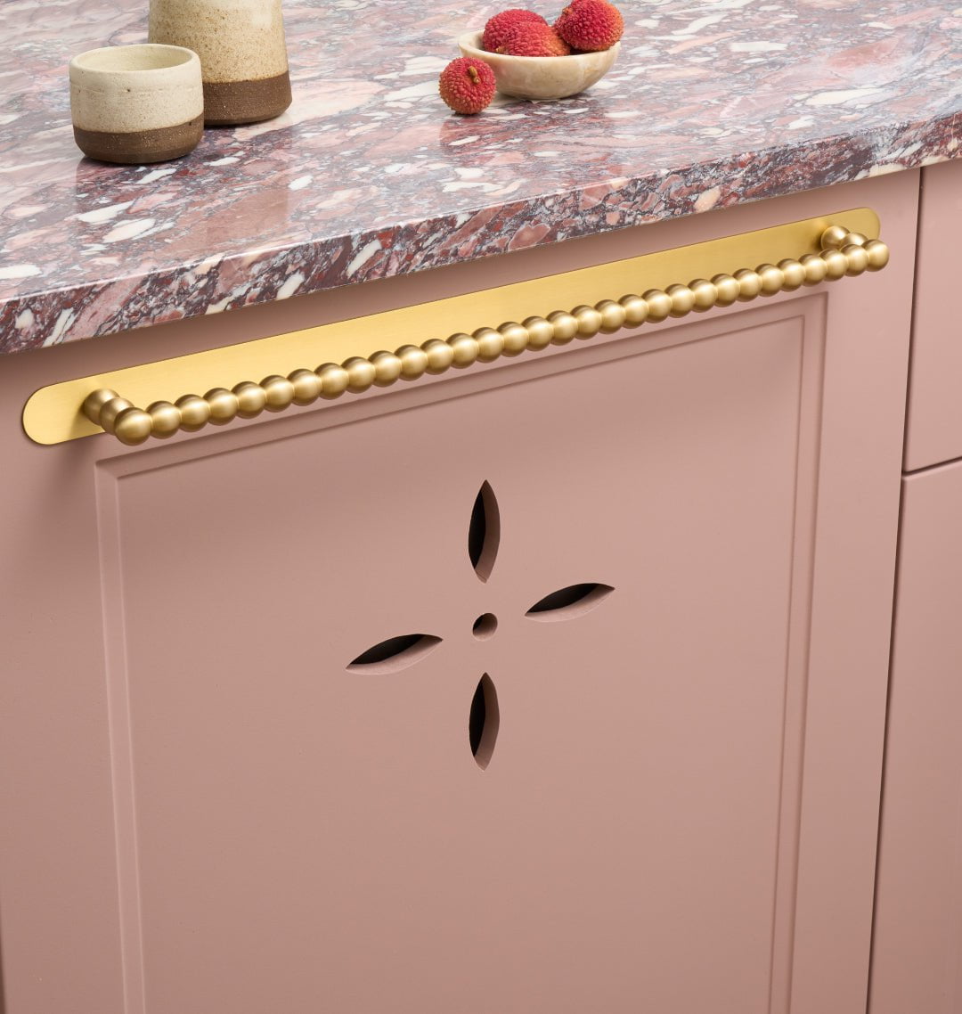Plank Hardware Cabinetry BOBBIN Heavyweight Appliance Pull - Brass