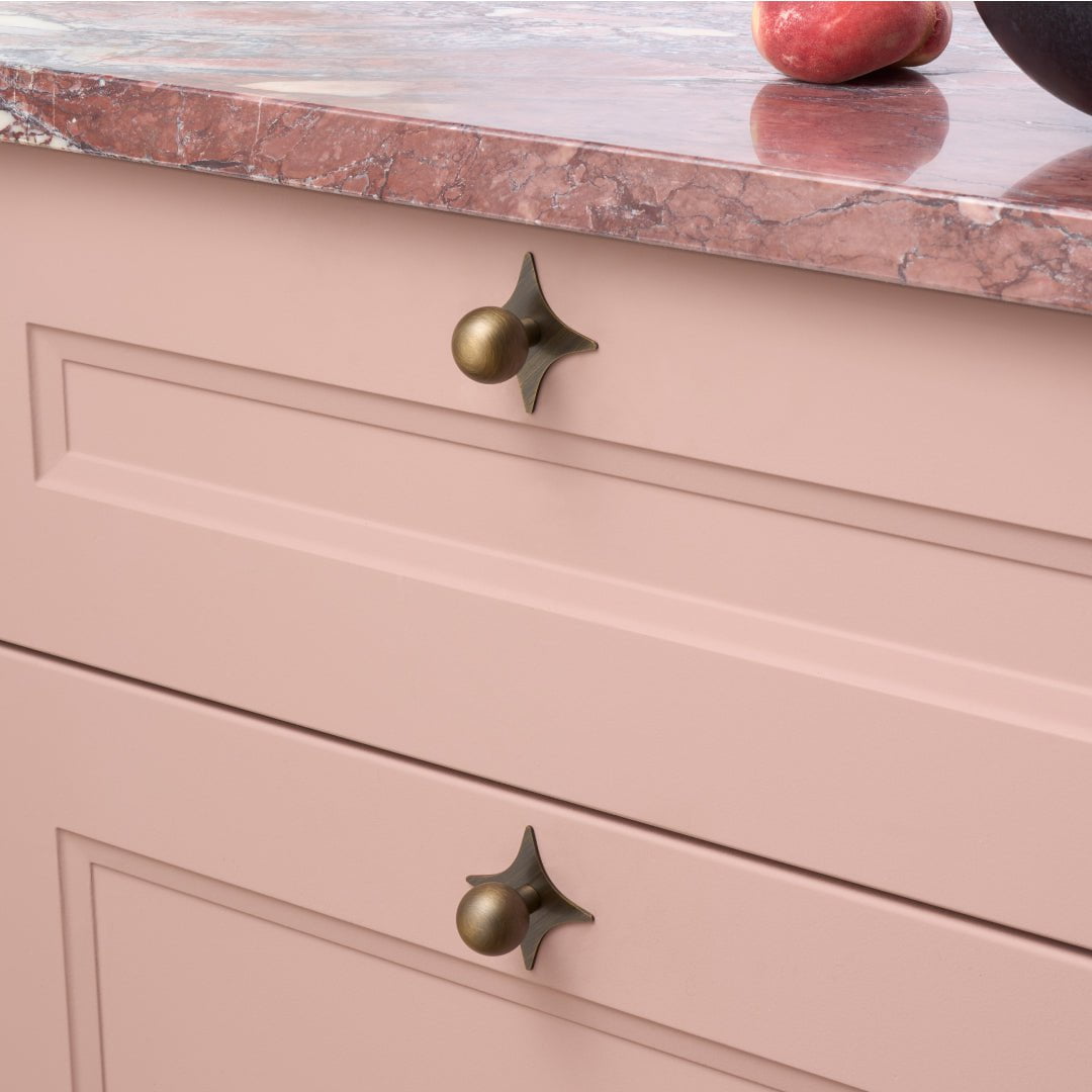 Plank Hardware Cabinetry BOBBIN Knob - Antique Brass