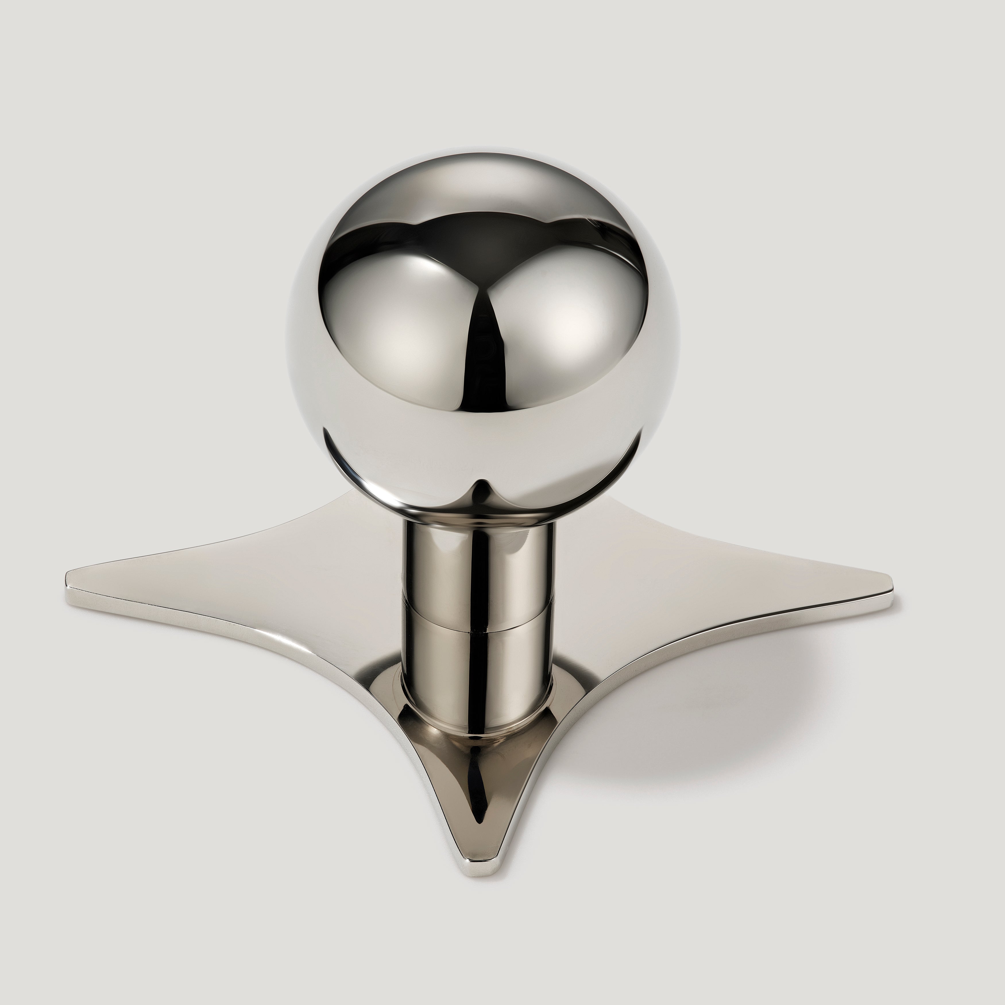 Plank Hardware Cabinetry Knob with Star Backplate BOBBIN Rounded Knob - Polished Nickel