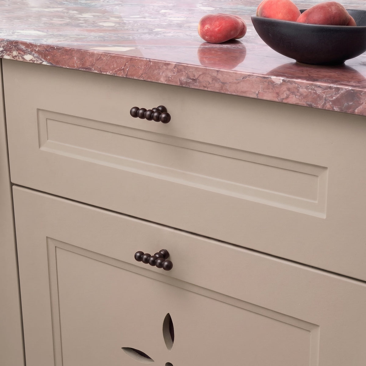 Plank Hardware Cabinetry BOBBIN Single T Handle - Blackened Bronze