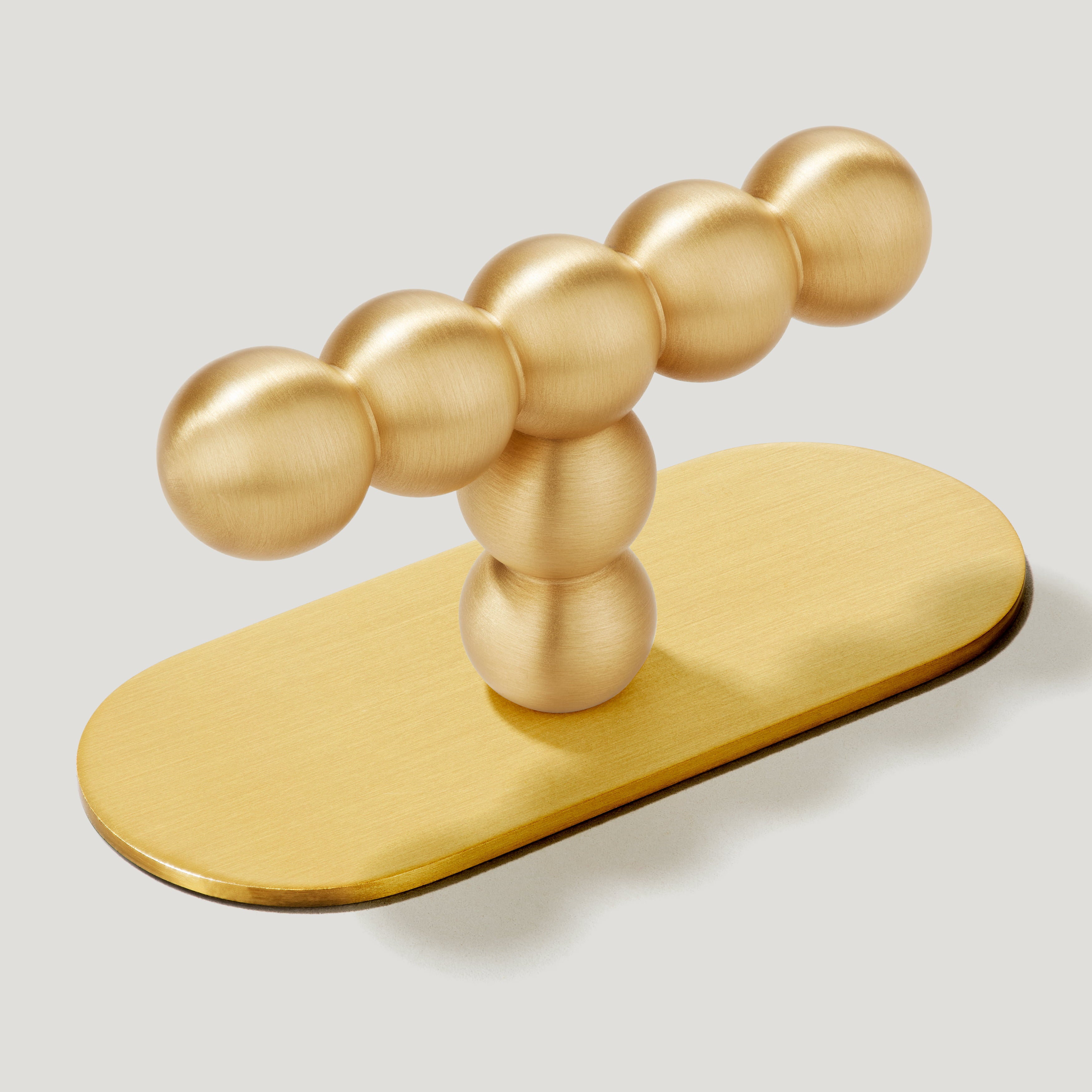 Plank Hardware Cabinetry Handle with Backplate BOBBIN Single T Handle - Brass