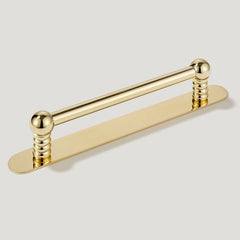 Plank Hardware Cabinetry Handle with Backplate ESBEN D Bar Handle - Unlacquered Brass
