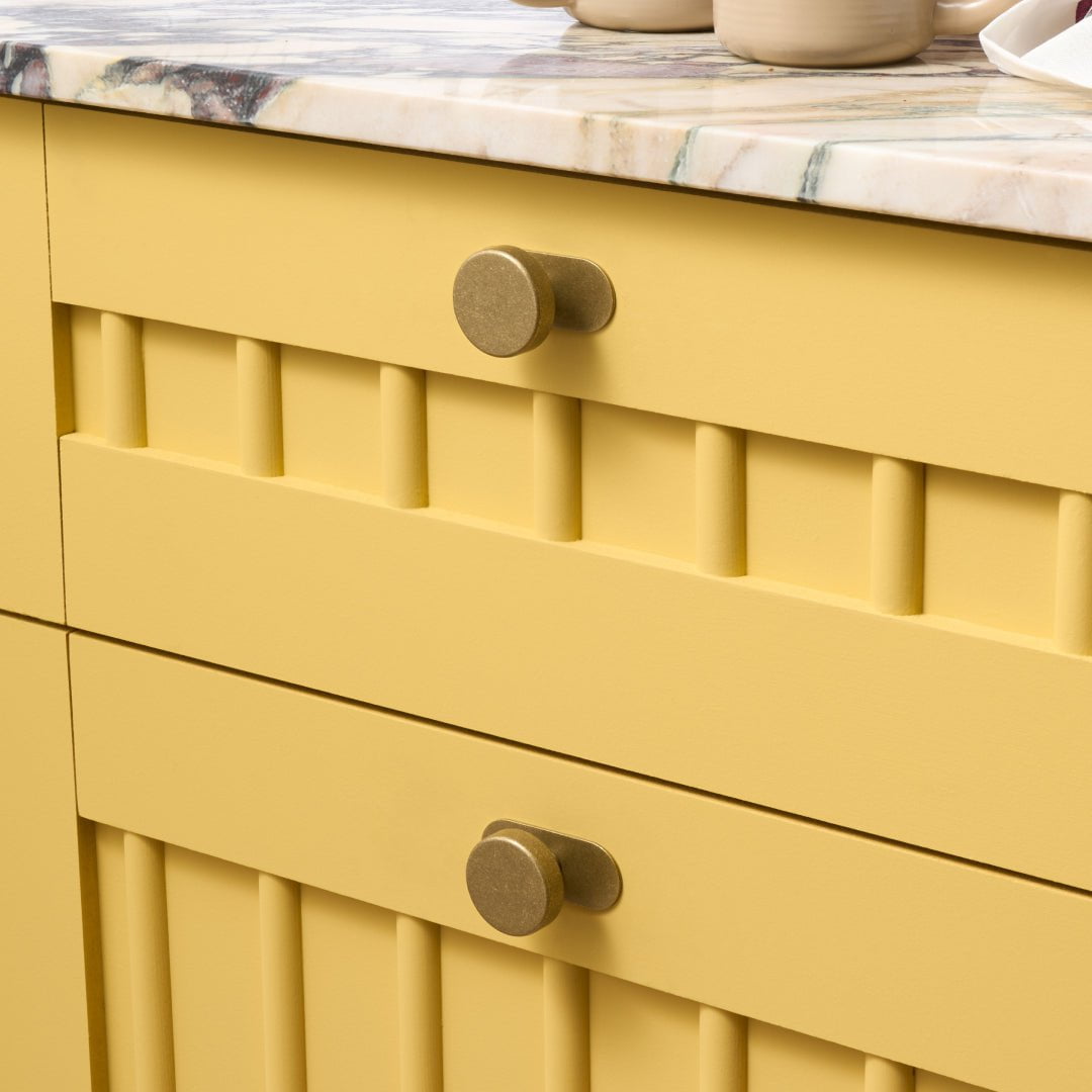 Plank Hardware Cabinetry HUDSON Shaker Knob - Aged Brass