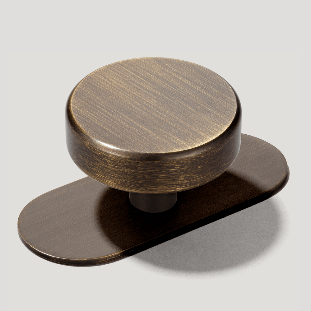 HUDSON Shaker Knob - Antique Brass