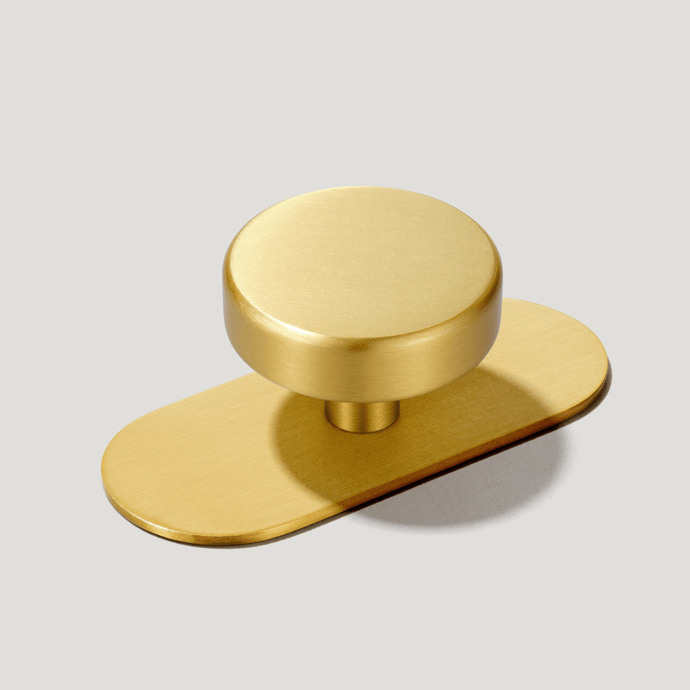 HUDSON Shaker Knob - Brass