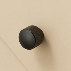 Plank Hardware Cabinetry HUMBOLDT Knurled Button Knob - Black