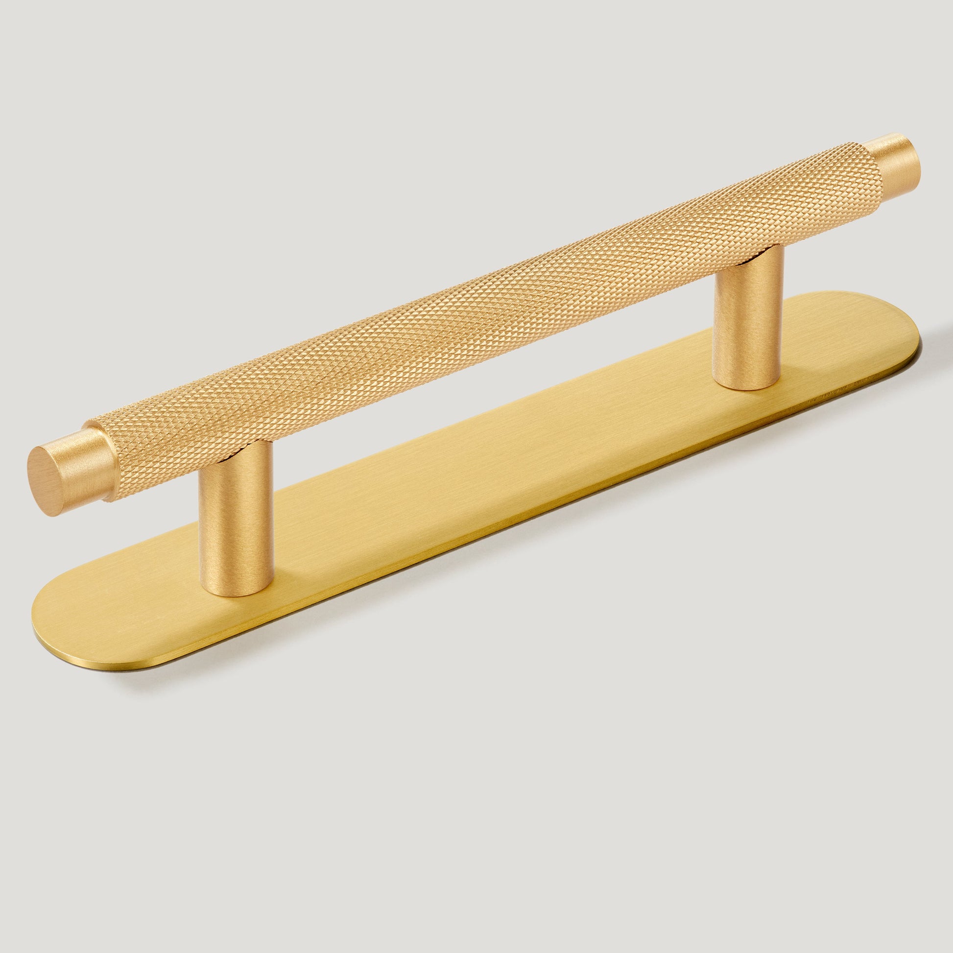Plank Hardware Cabinetry 160mm (96mm CC) / Handle with Round Backplate KEPLER Knurled T-Bar Handle - Satin Brass