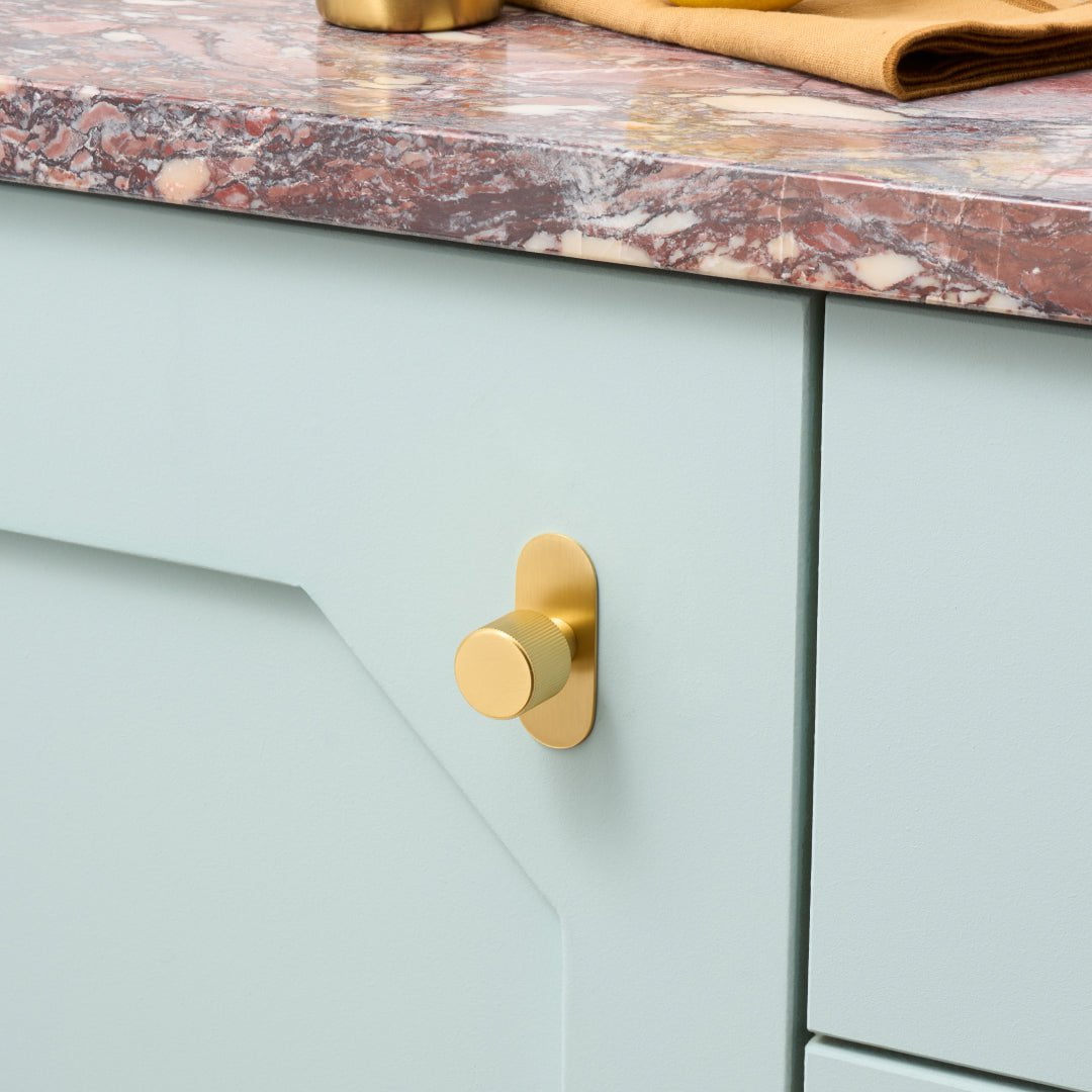 Plank Hardware Cabinetry LENNON Grooved Button Knob - Brass