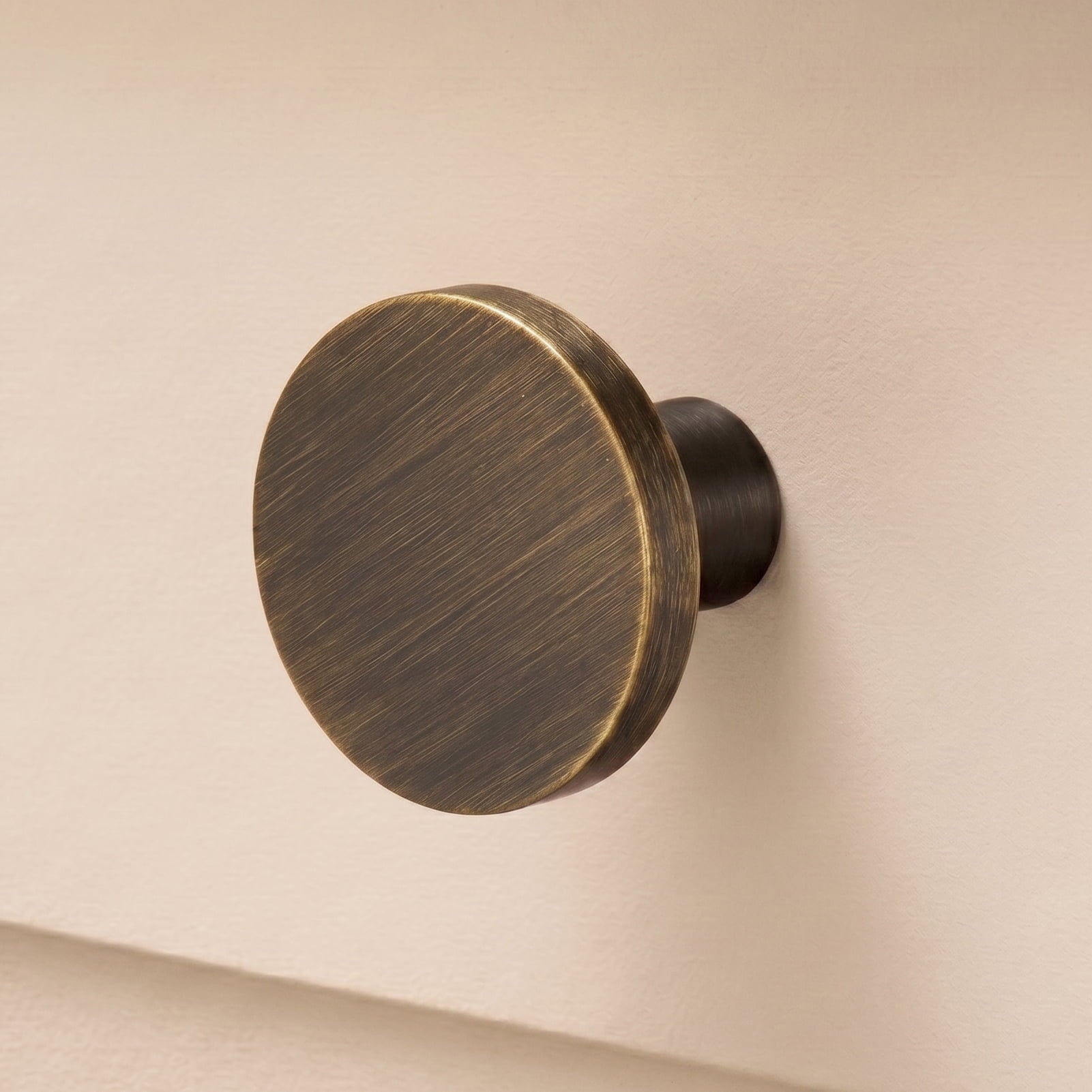 Plank Hardware Cabinetry LOVELL Knob - Antique Brass