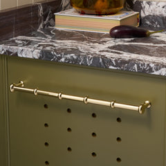 Plank Hardware Cabinetry PEYTON Heavyweight Handle - Unlacquered Brass