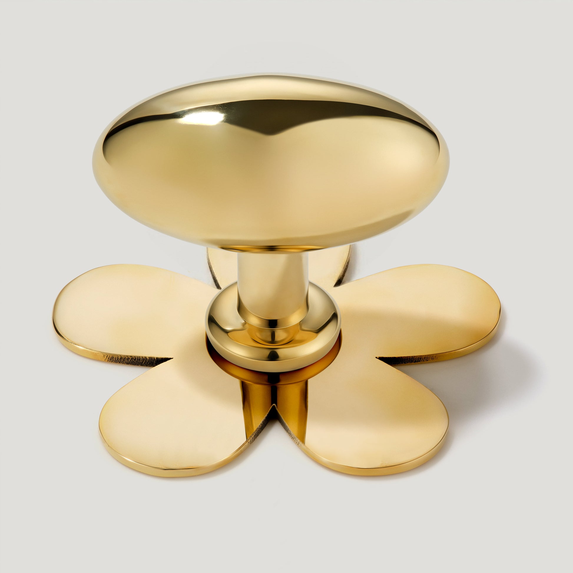 Plank Hardware Cabinetry Knob with Flower Backplate PEYTON Oval Knob - Unlacquered Brass
