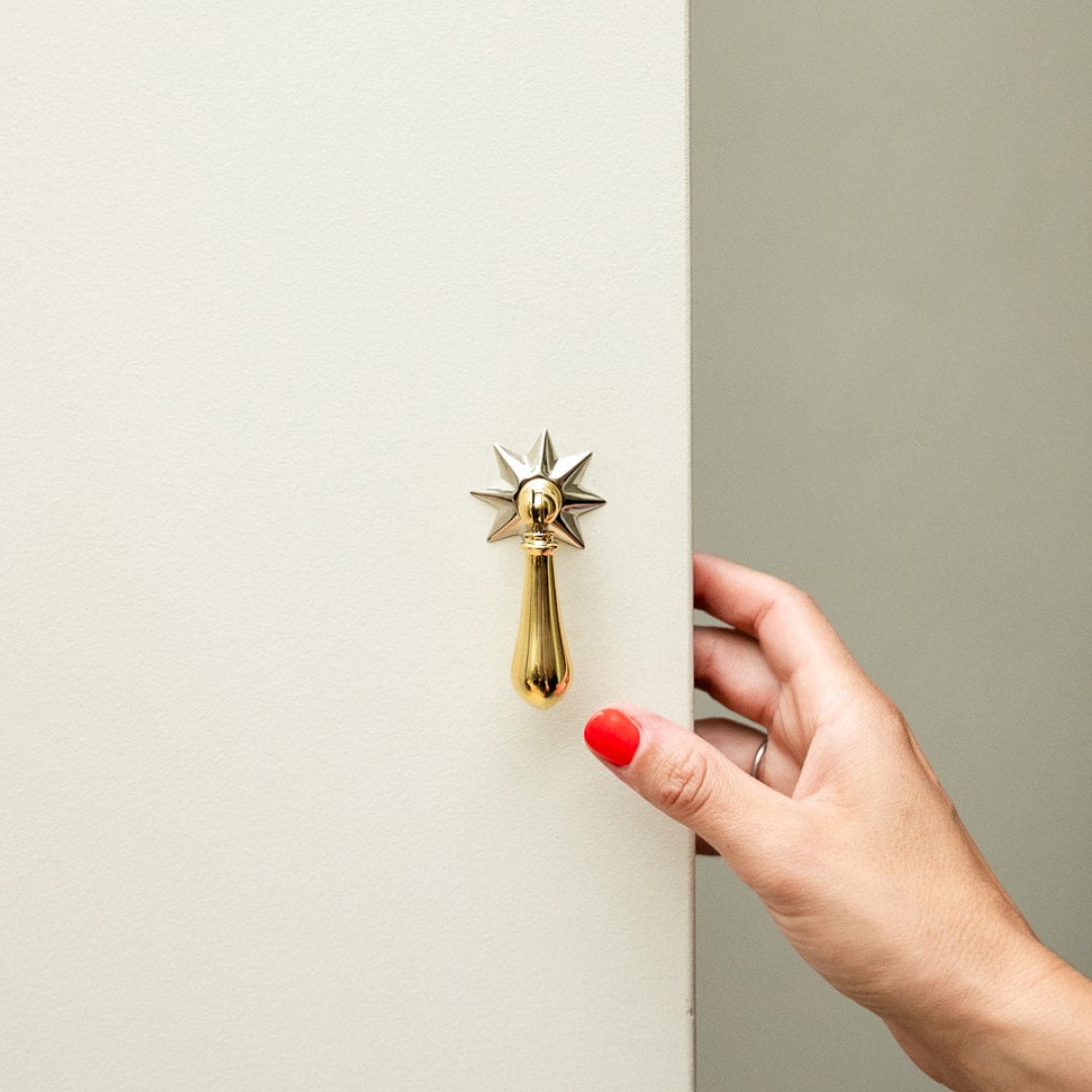 Plank Hardware Cabinetry RUTHIE Drop Pull - Unlacquered Brass