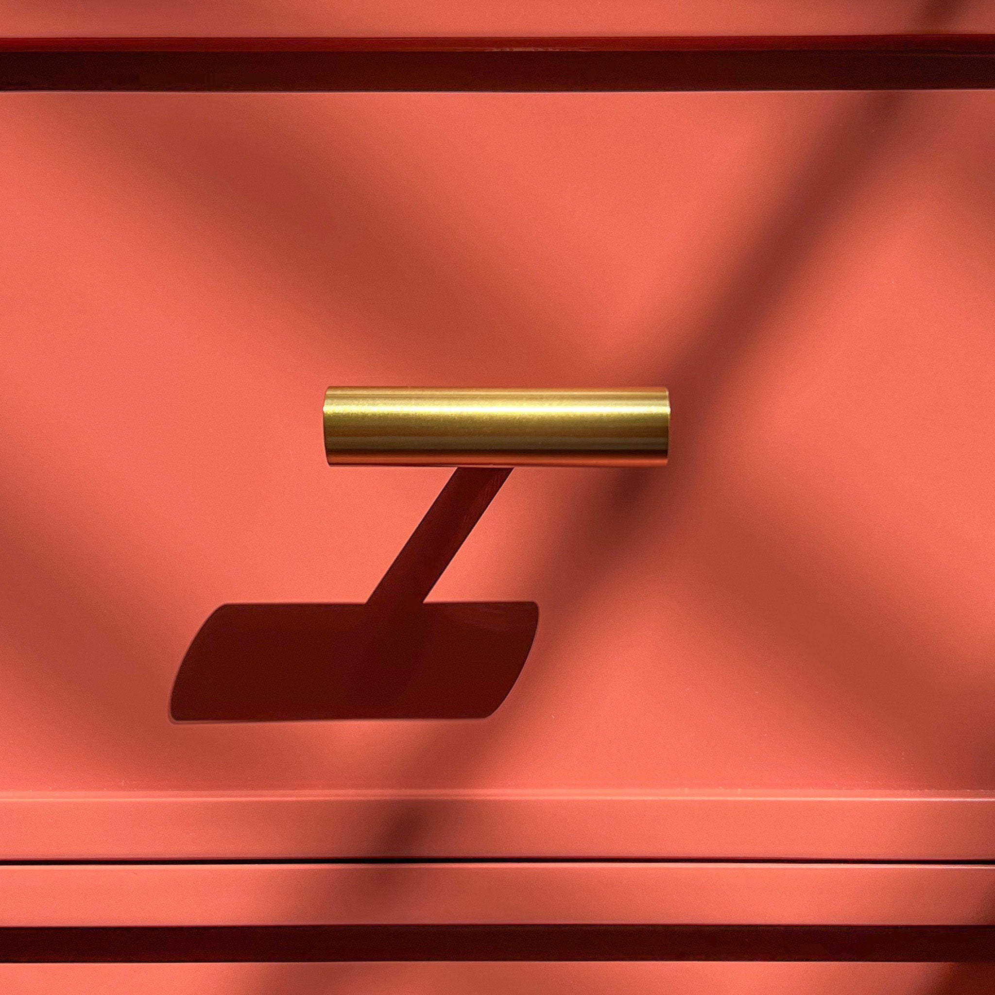 Plank Hardware Cabinetry WATT Single T Handle - Brass