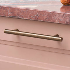Plank Hardware Cabinetry WATT T-Bar Handle - Antique Brass