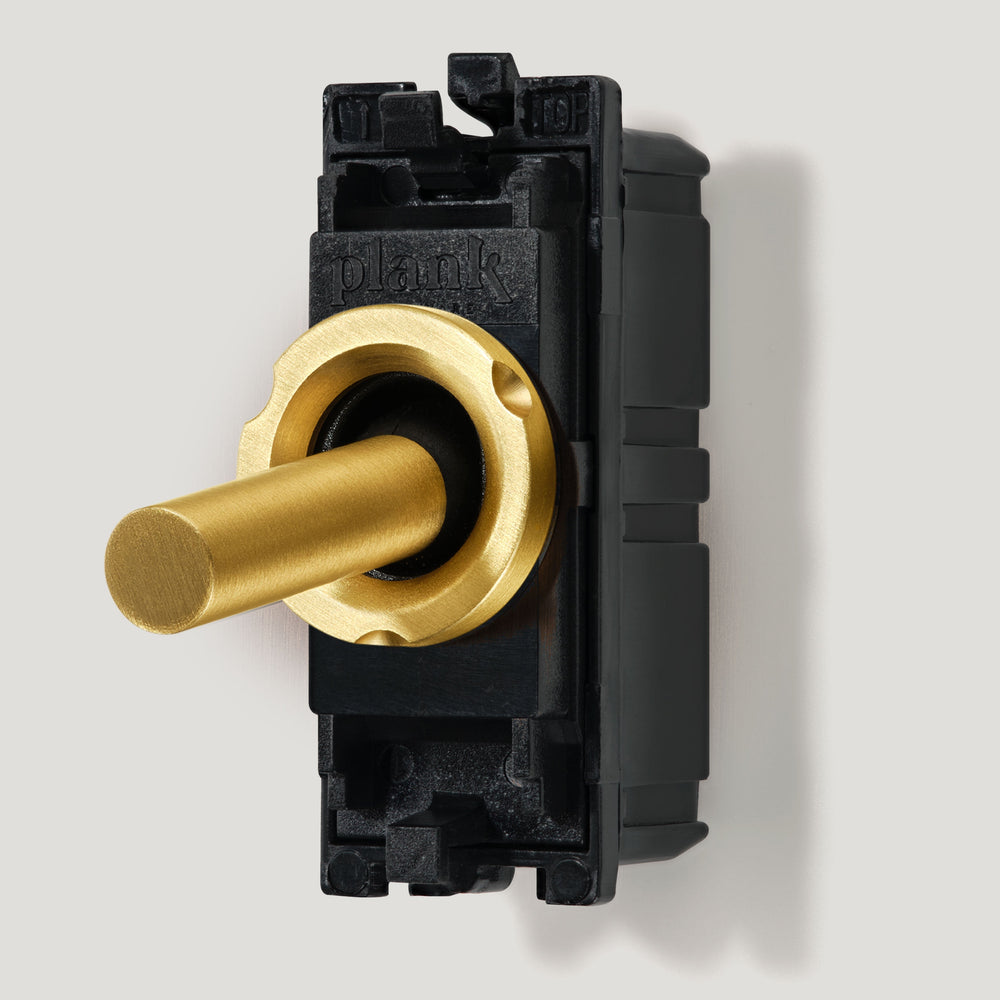 MAXWELL Smooth Retractive Toggle Switch - Brass