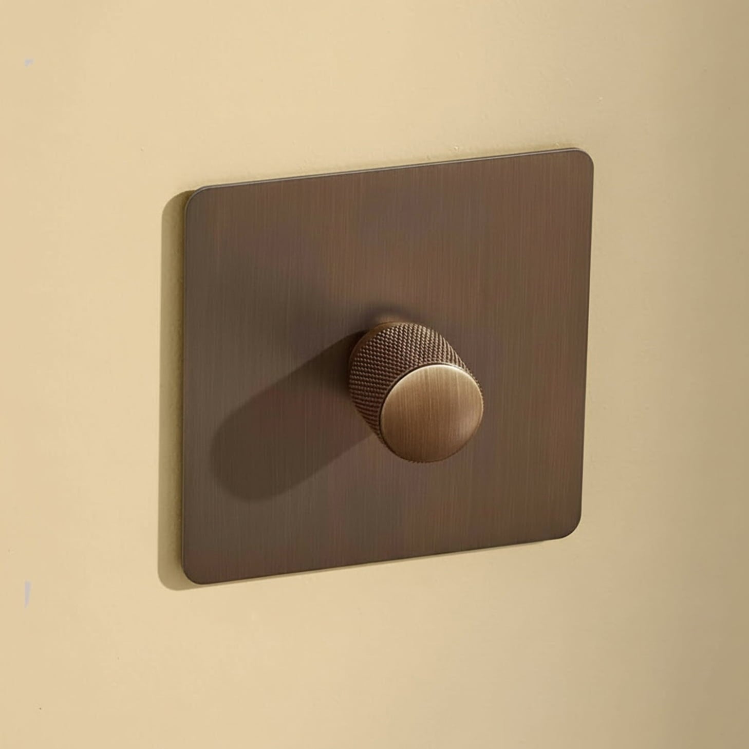 Plank Hardware Electric KEPLER 1G Knurled Dimmer Light Switch - Antique Brass