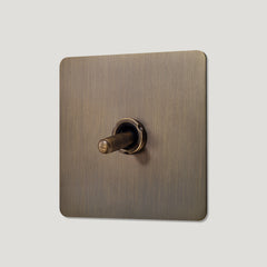 KEPLER 1G Knurled Toggle Light Switch- Antique Brass
