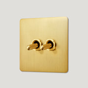 Plank Hardware Electric KEPLER 2G Two Way Knurled Toggle - Brass