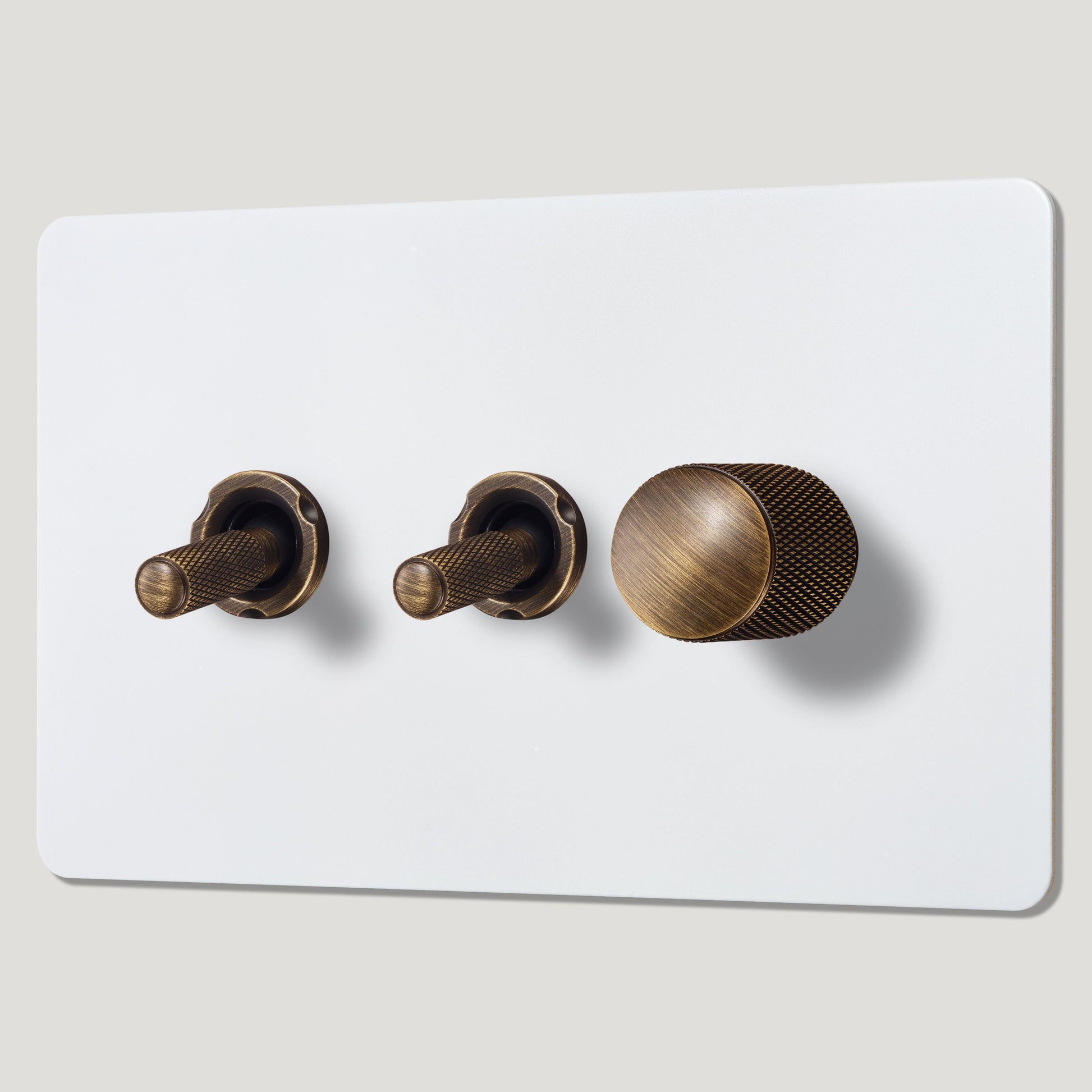 Plank Hardware Electric KEPLER 3G Paintable Mixed Switch 2Toggle/ 1Dimmer - Antique Brass
