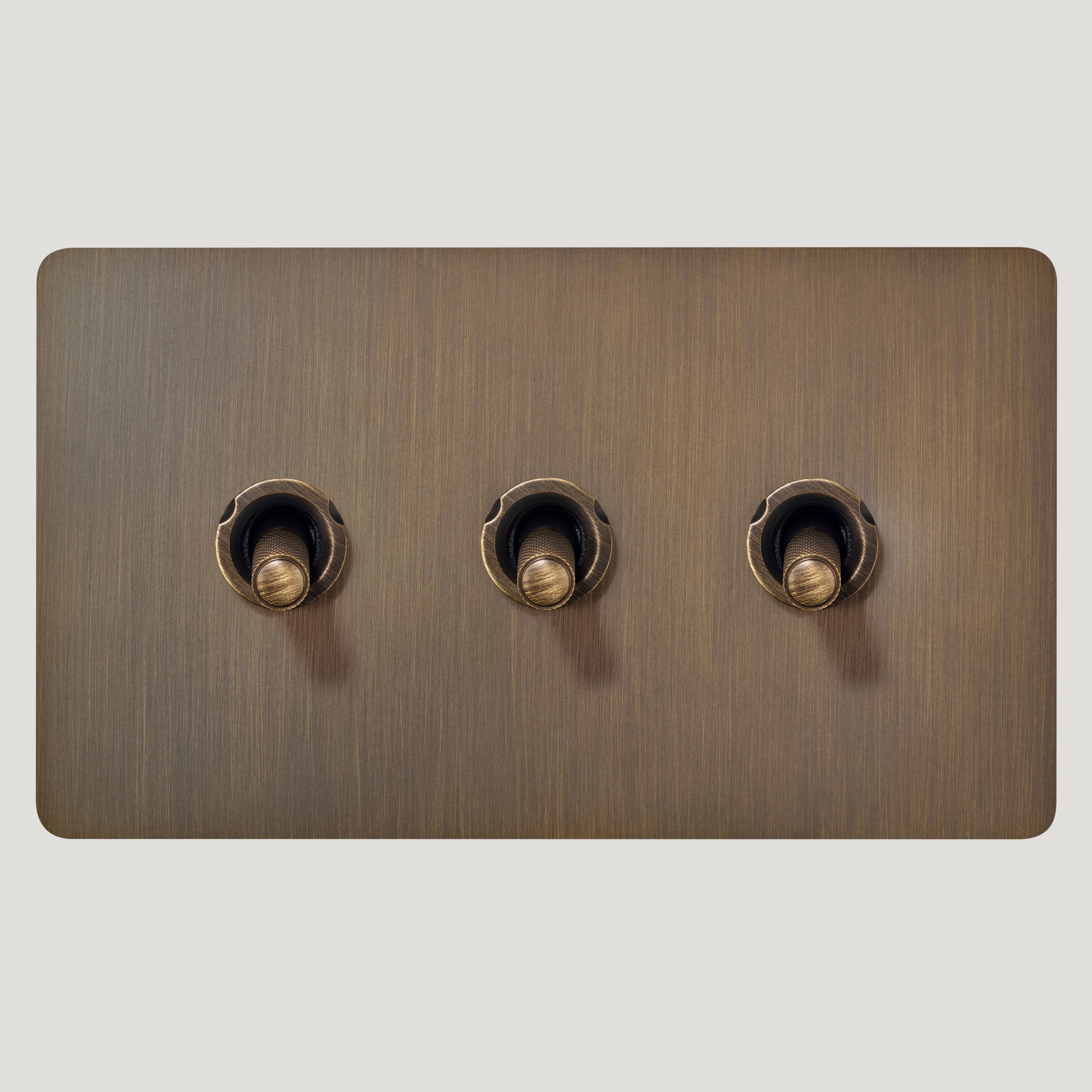 Plank Hardware Electric KEPLER 3G Two Way Knurled Toggle Switch - Antique Brass