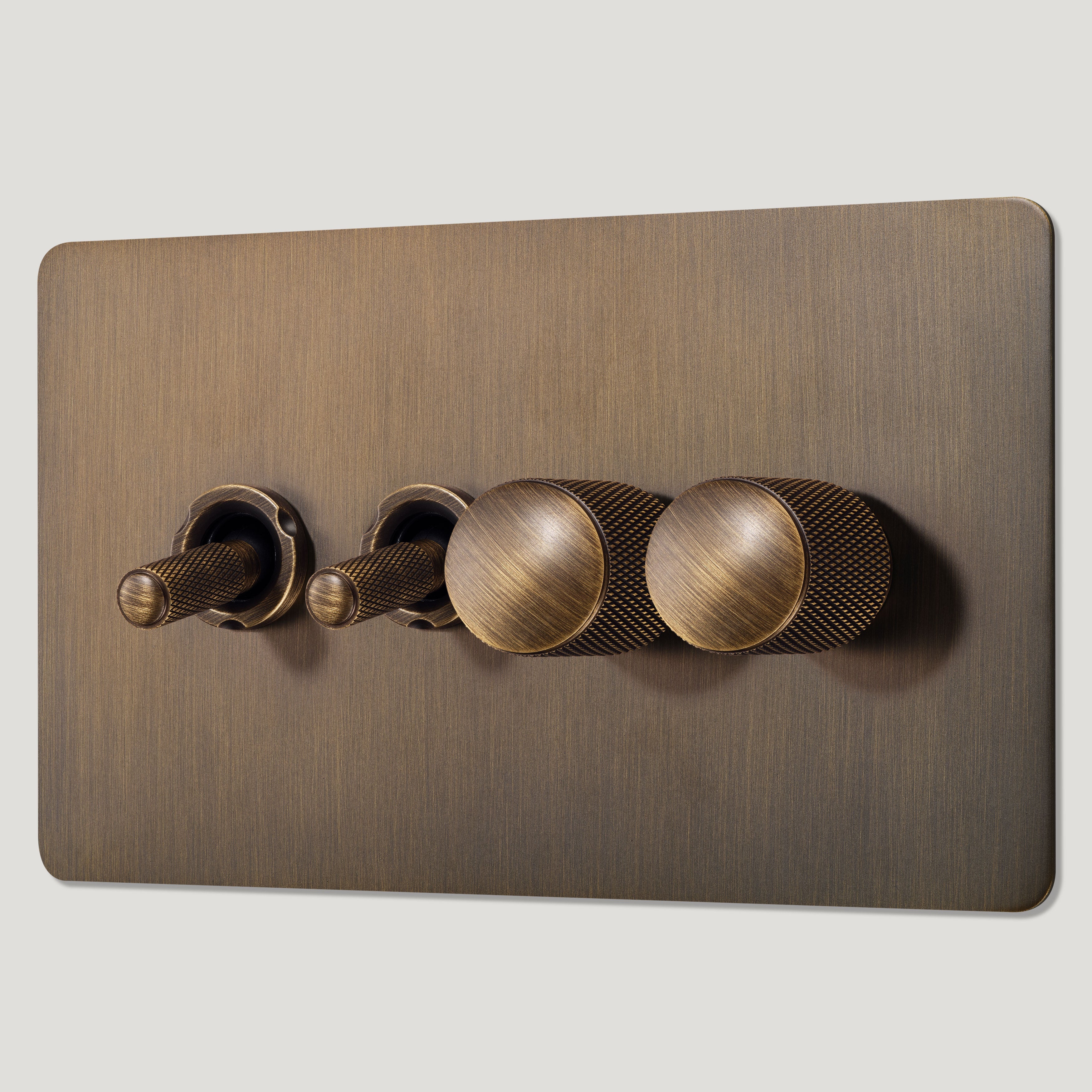 Plank Hardware Electric KEPLER 4G Knurled Mixed Switch 2 Toggle / 2 Dimmer - Antique Brass