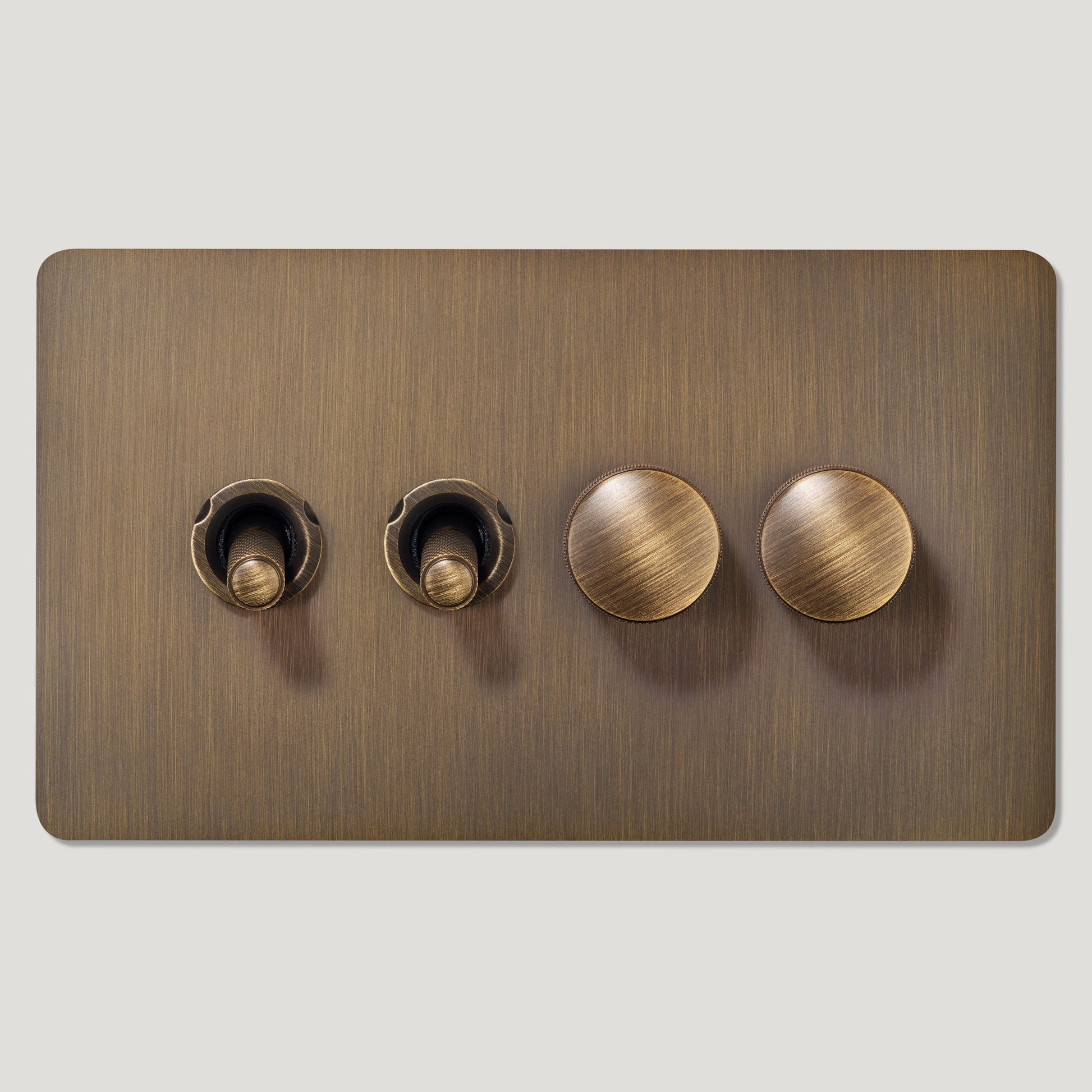 Plank Hardware Electric KEPLER 4G Knurled Mixed Switch 2 Toggle / 2 Dimmer - Antique Brass