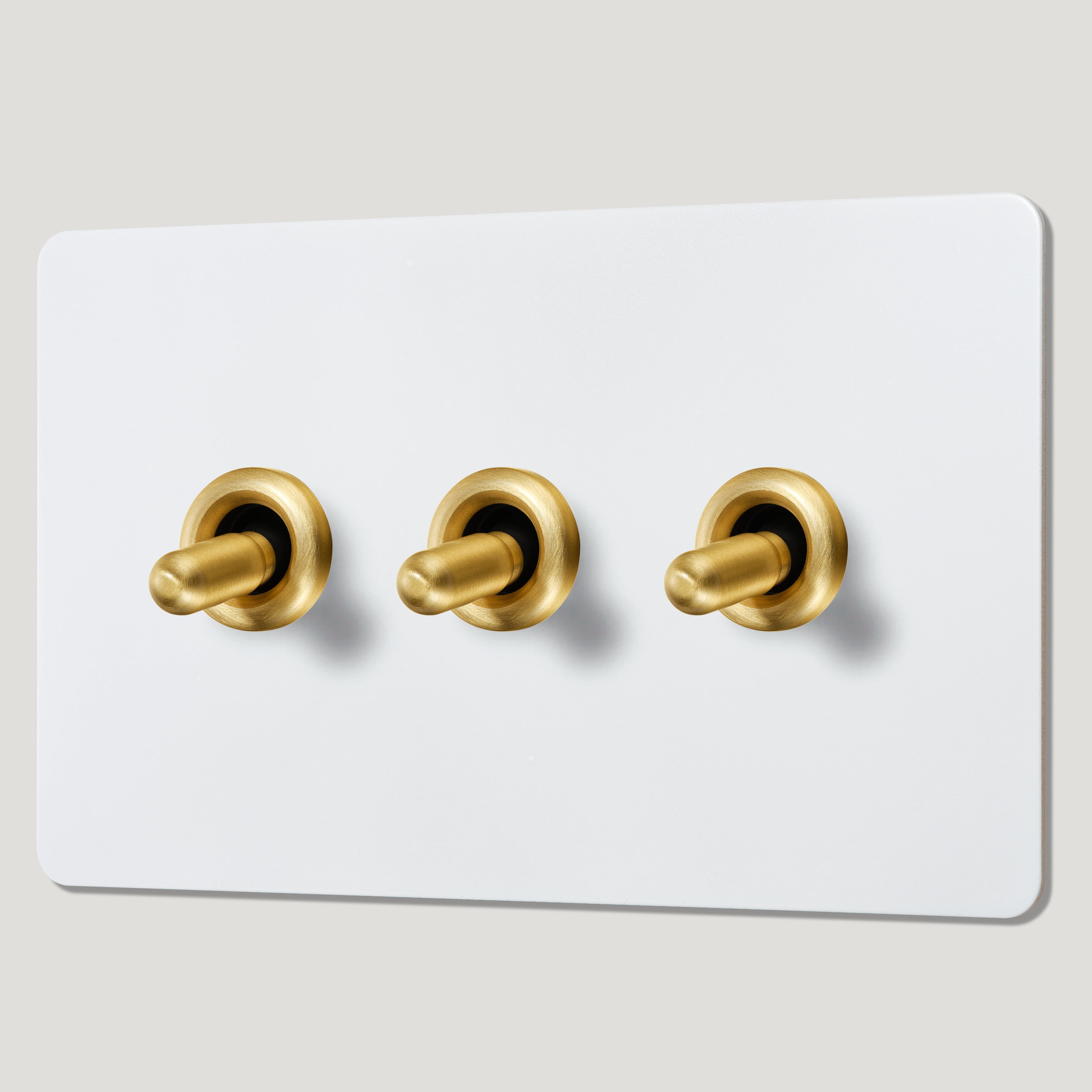 Plank Hardware Electric PALO 3G Paintable Toggle Switch - Brass