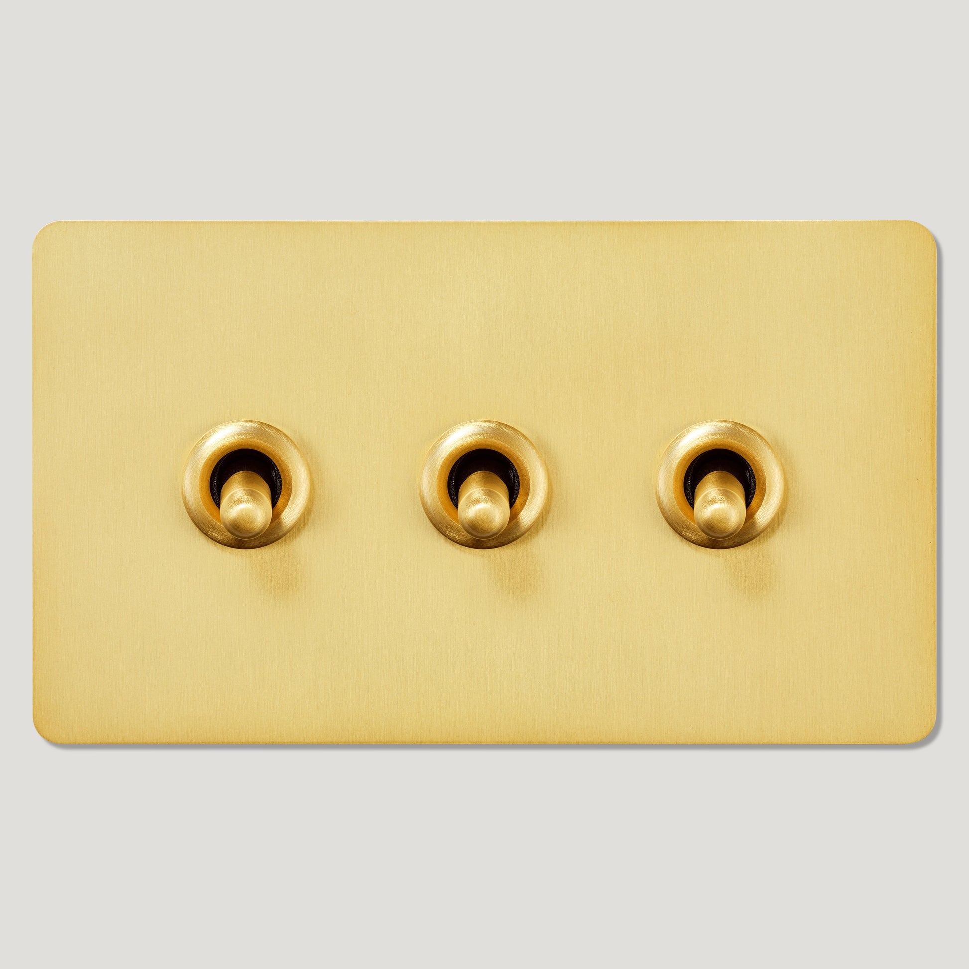 Plank Hardware Electric PALO 3G Two Way Toggle Switch - Brass