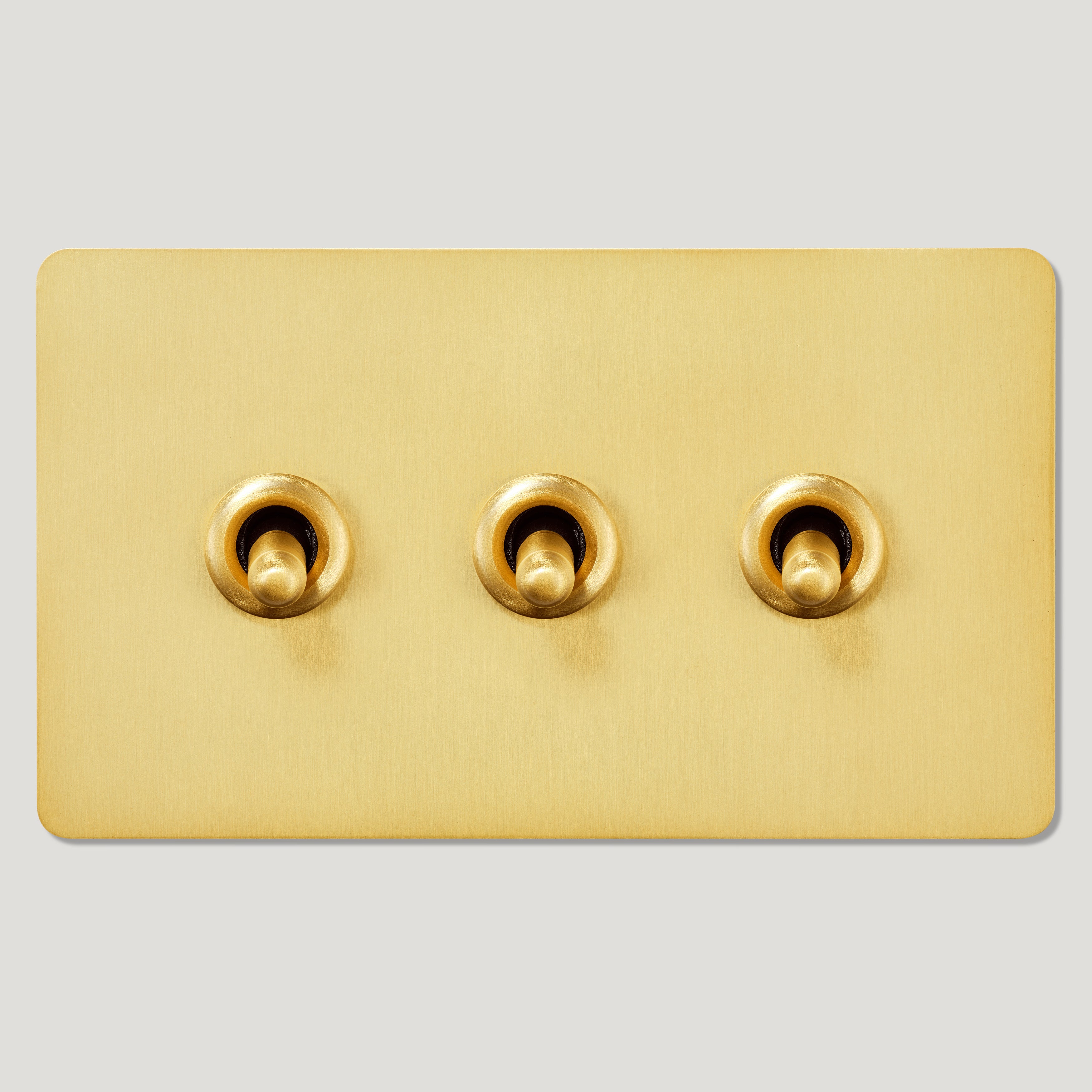 Plank Hardware Electric PALO 3G Two Way Toggle Switch - Brass