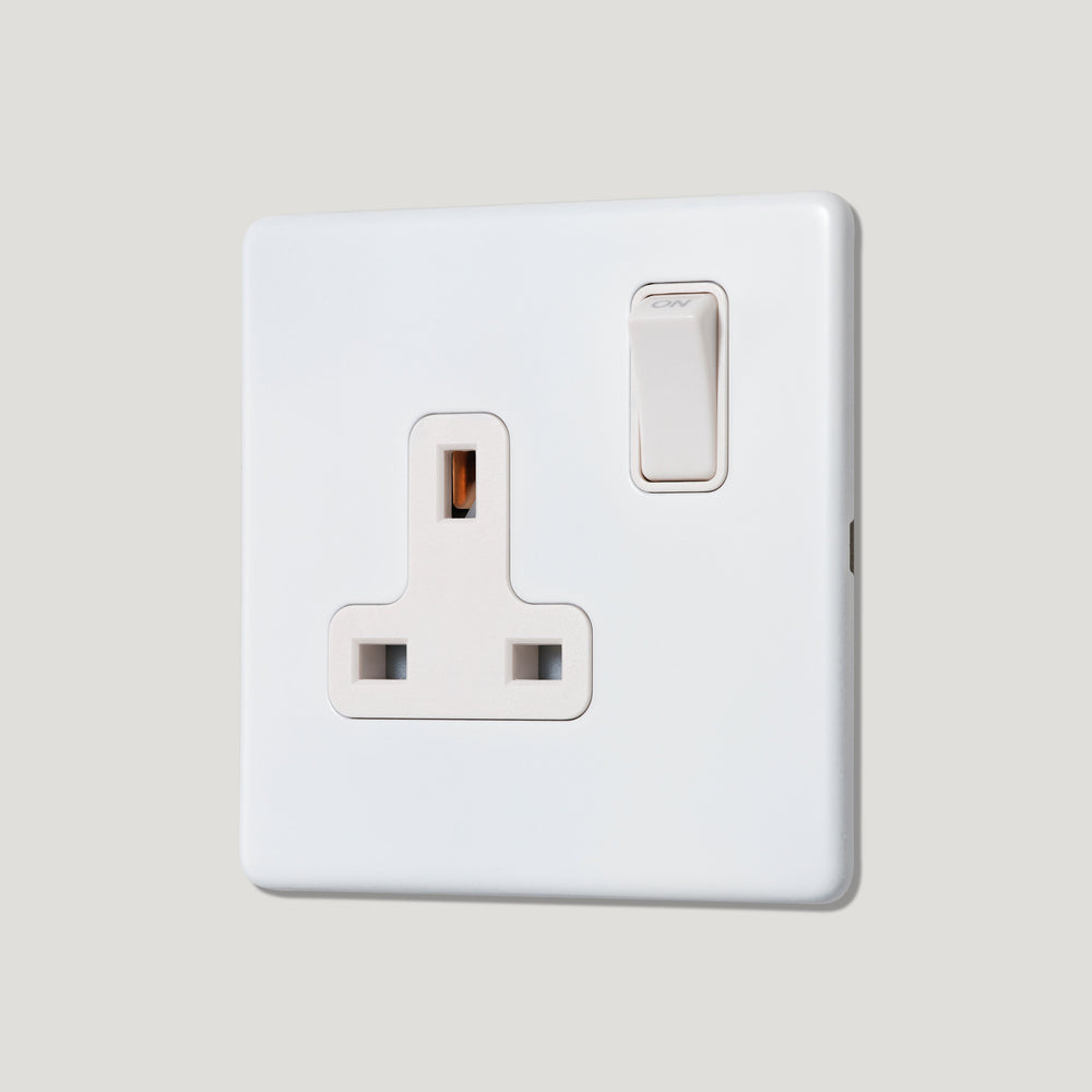 PARKER Paintable Single Plug Socket - White