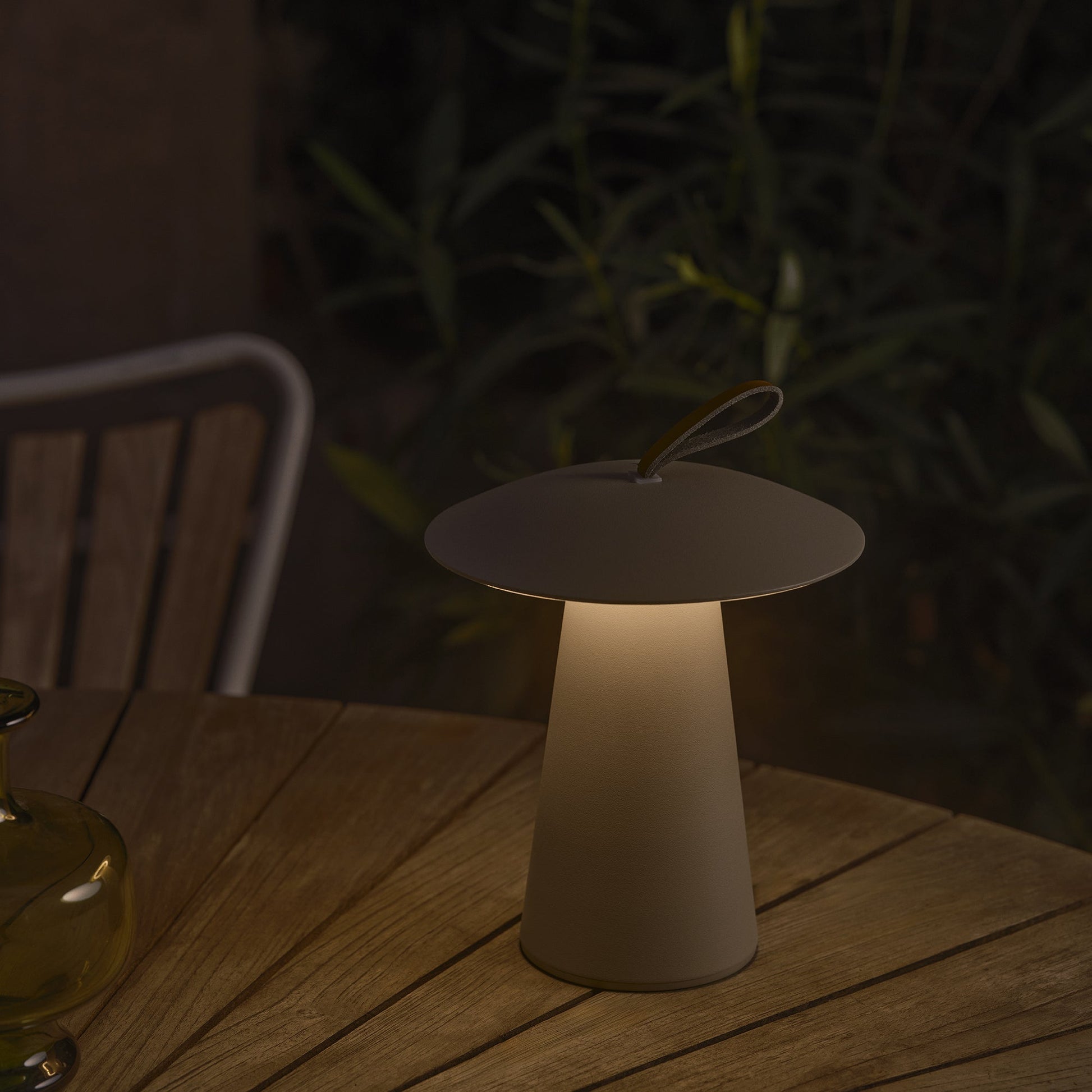 Plank Hardware Lighting ARA Rechargeable Lamp - Sand