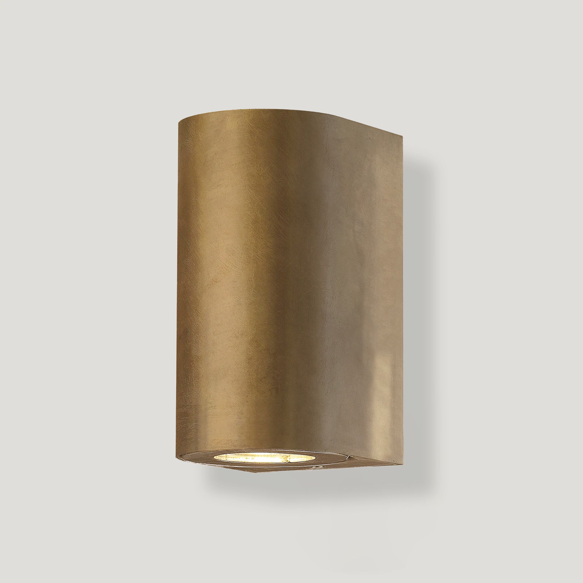 Plank Hardware Lighting CANTO Wall Light - Rustic Brass